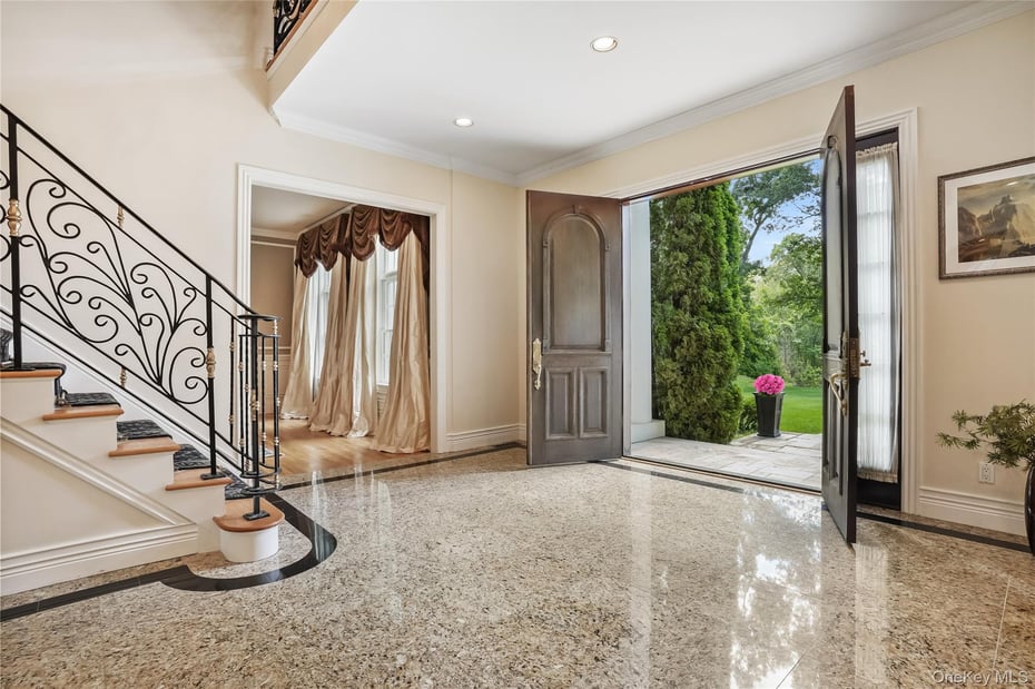 4 Hageman Court Photo 3