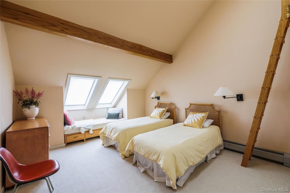 126 Shaker Ridge Drive Photo 32