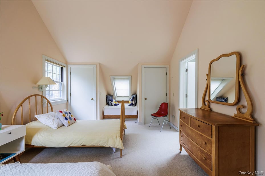 126 Shaker Ridge Drive Photo 34