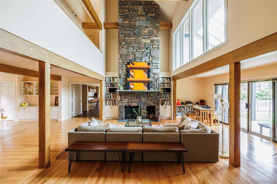 126 Shaker Ridge Drive Photo 7