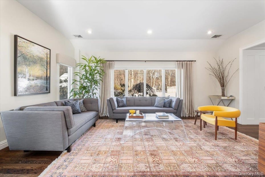 9 Thomas Lane Photo 5