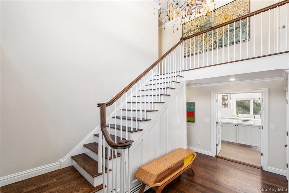 9 Thomas Lane Photo 3