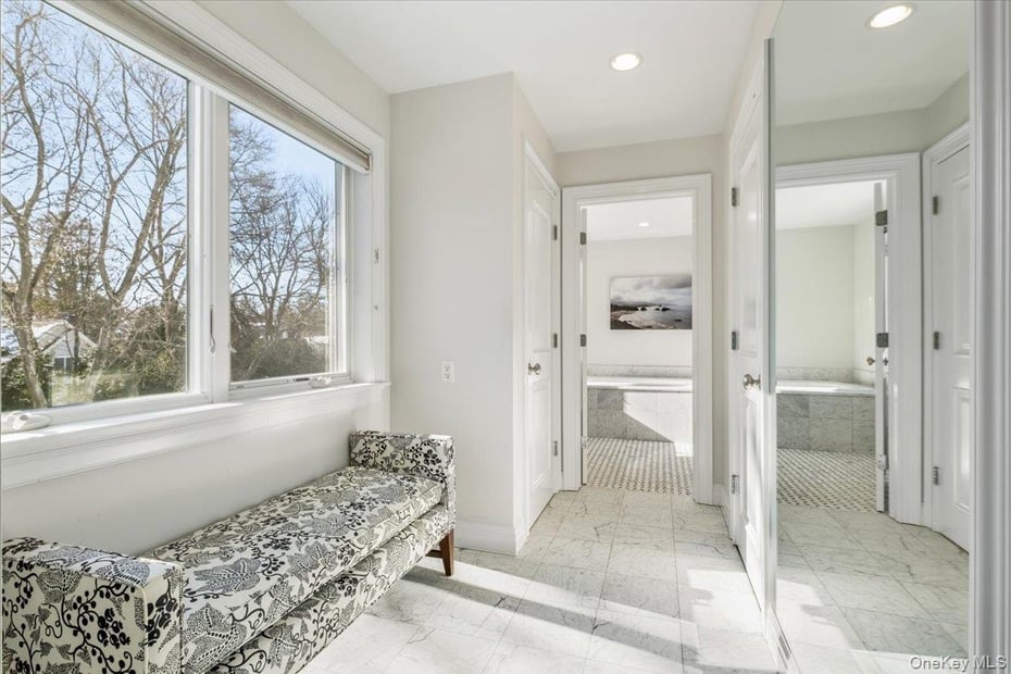 9 Thomas Lane Photo 19