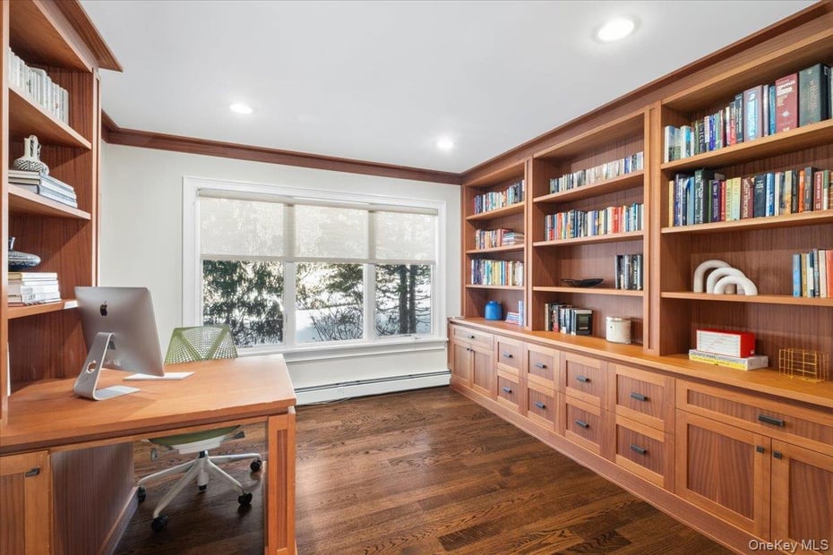 9 Thomas Lane Photo 15