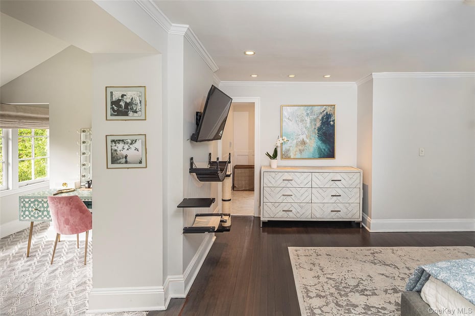 119 Pondfield Road W Photo 22