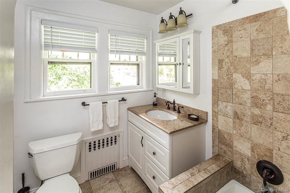 119 Pondfield Road W Photo 34