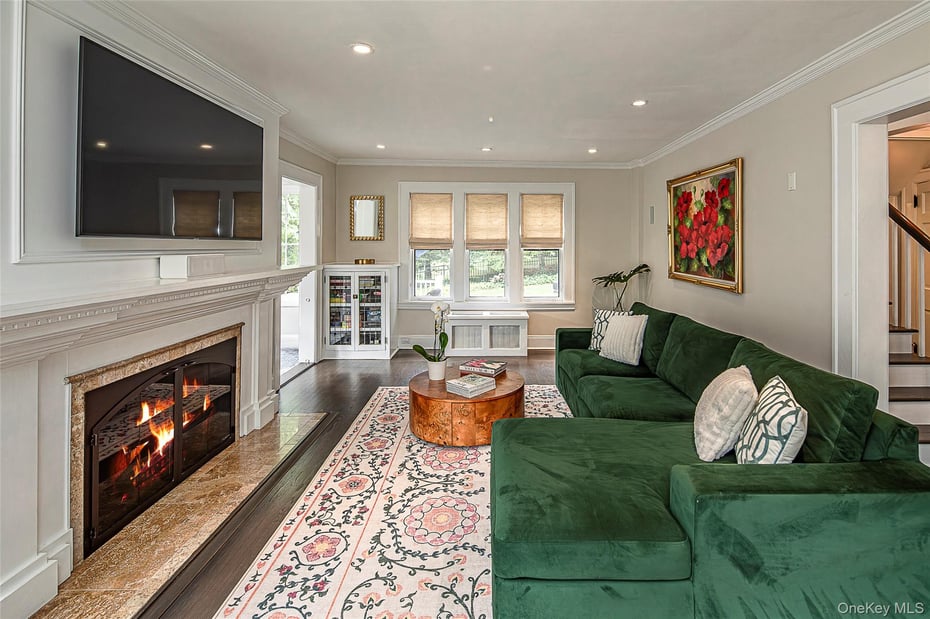 119 Pondfield Road W Photo 7