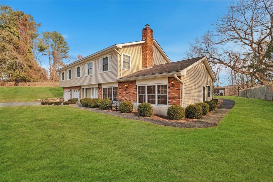 2276 Crompond Road Photo 43