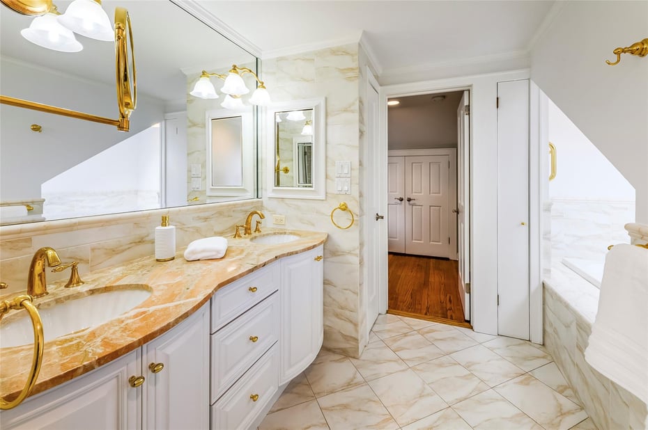 11 Larchmont Avenue Photo 28