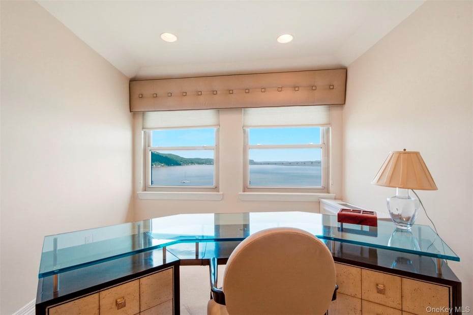 401 Harbor Cove Photo 26