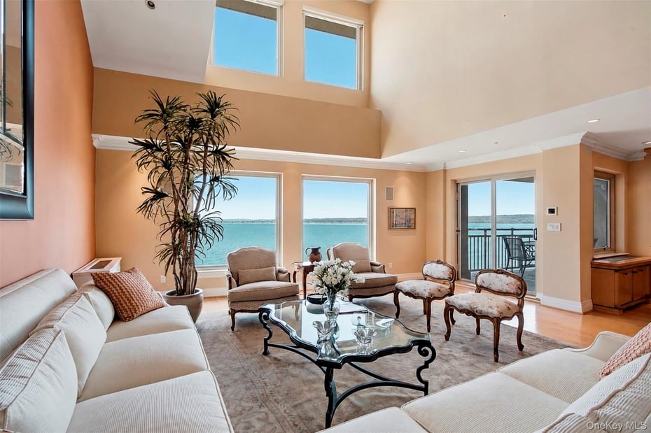401 Harbor Cove Photo 3