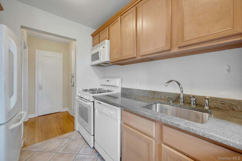 57 Manchester Road  #B-24 Photo 8