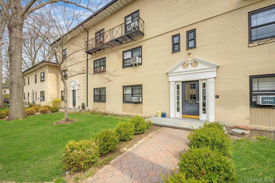 57 Manchester Road  #B-24 Photo 2