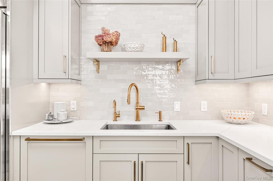 18 Reynolds Lane Photo 13