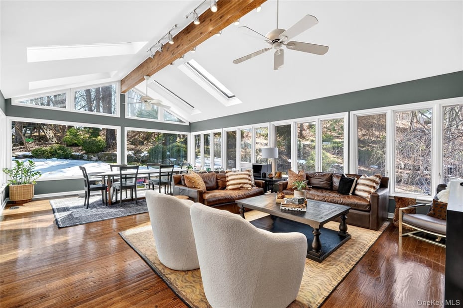 18 Reynolds Lane Photo 21