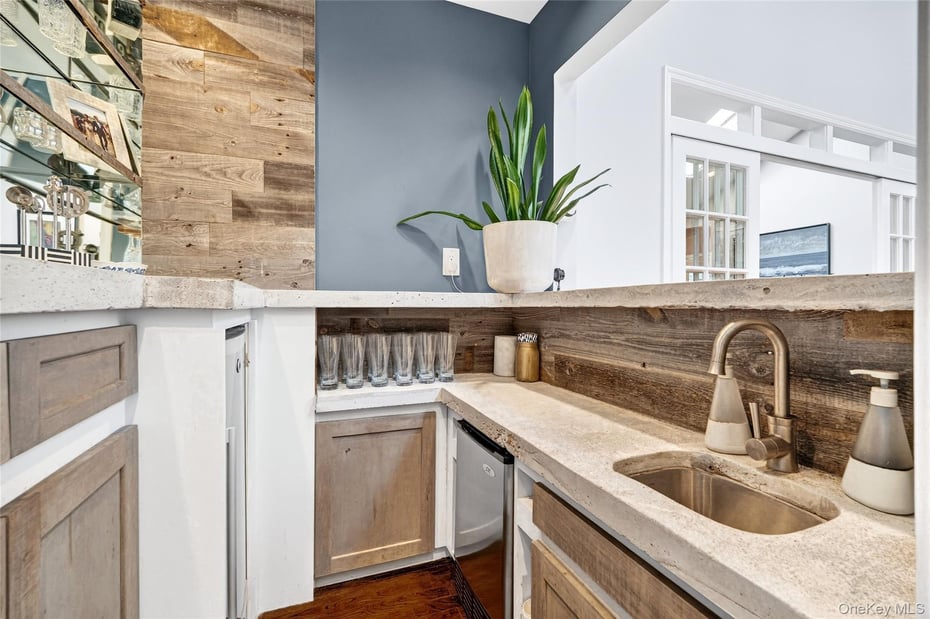 18 Reynolds Lane Photo 27