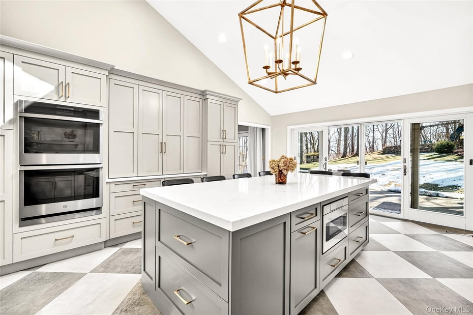 18 Reynolds Lane Photo 16