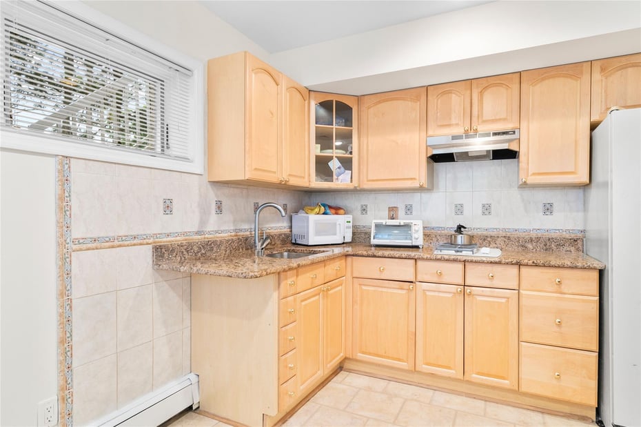 249 Park Avenue Photo 43