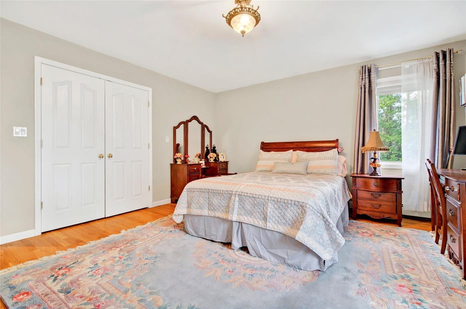 249 Park Avenue Photo 38