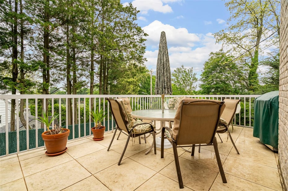 249 Park Avenue Photo 48