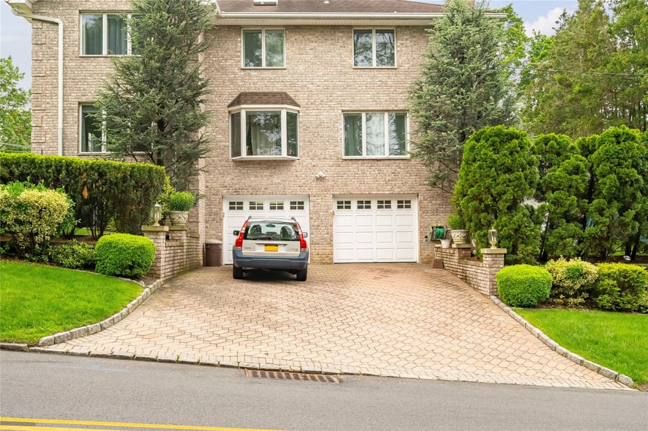 249 Park Avenue Photo 46