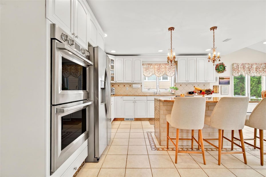 249 Park Avenue Photo 21