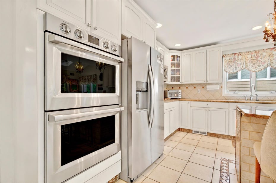 249 Park Avenue Photo 20