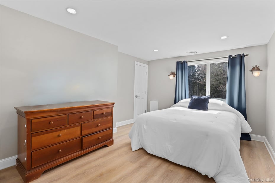 20 Oscaleta Road Photo 25