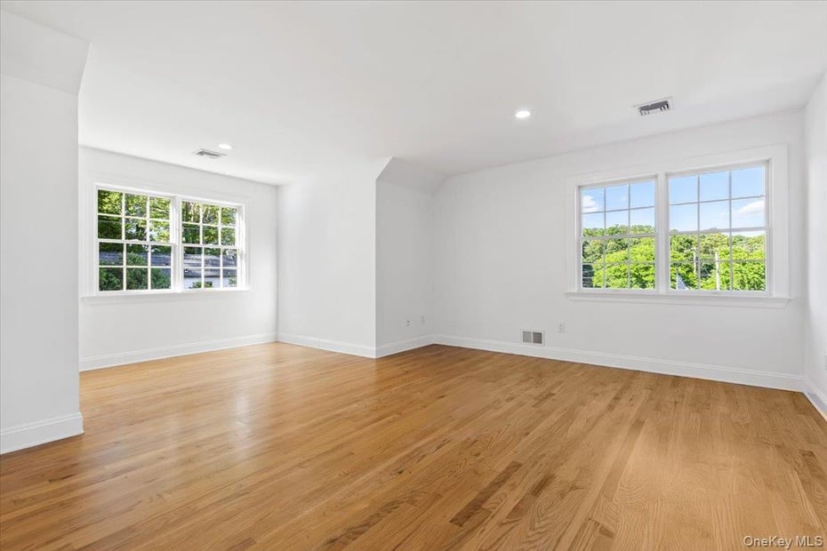 2 Saunders Street Photo 25