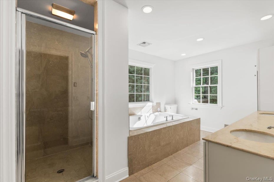 2 Saunders Street Photo 22