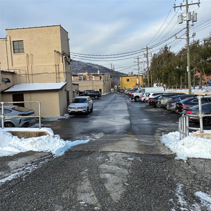 90-100 Orange Avenue Photo 2