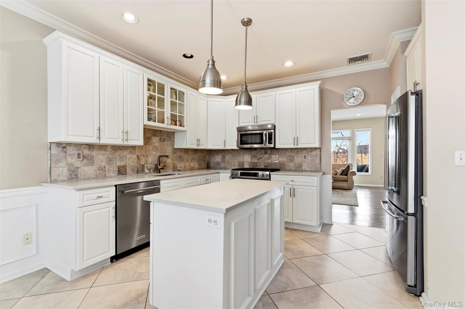 403 Gair Street Photo 12