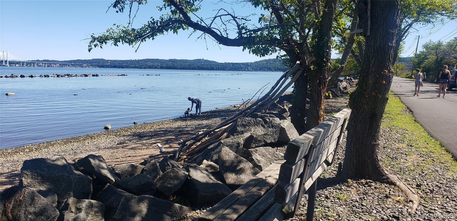 403 Gair Street Photo 34