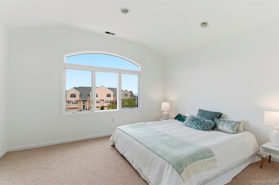 306 Gair Street Photo 25