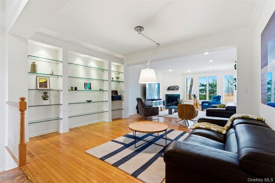 306 Gair Street Photo 5