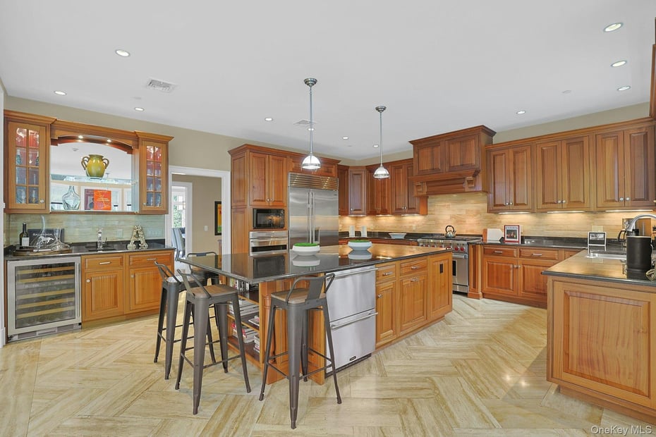 27 Dearman Close Photo 8