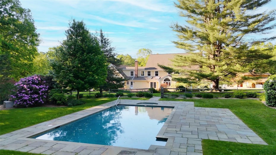 175 Finch Road Photo 2