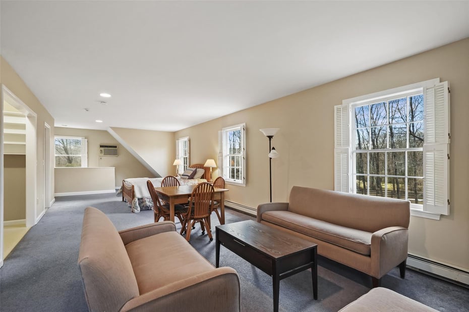 175 Finch Road Photo 33