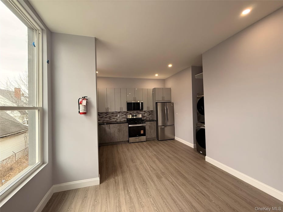 222 Primrose Avenue #2 Photo 6