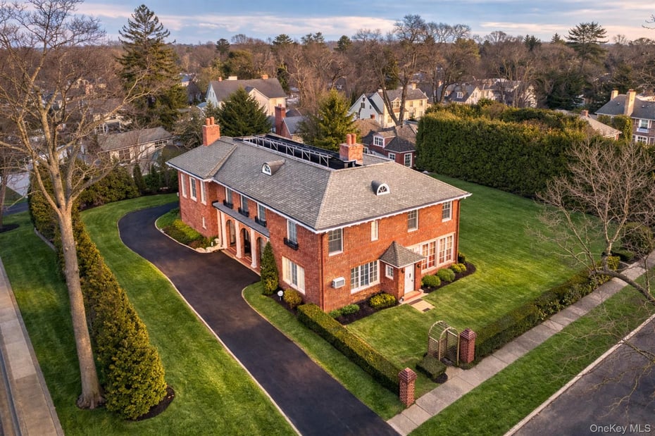 4610 Boston Post Road Photo 1