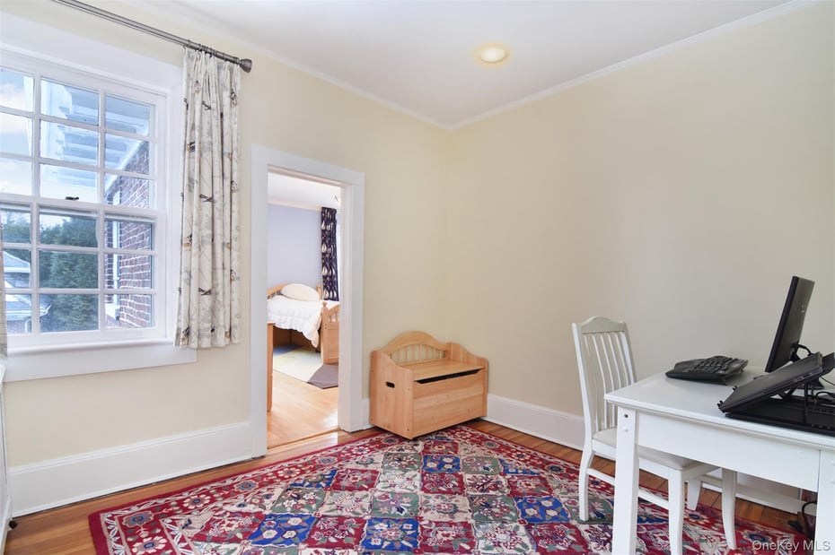 4610 Boston Post Road Photo 27