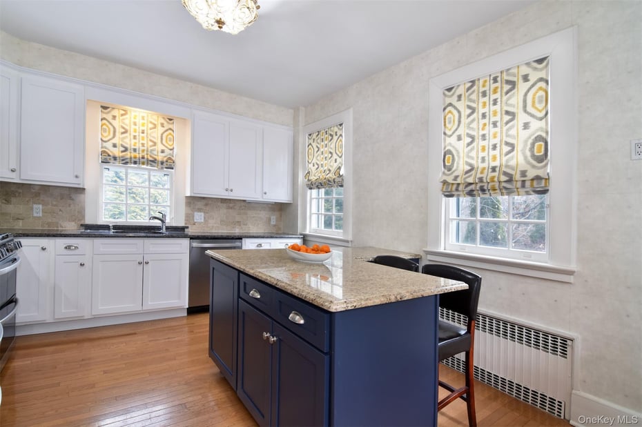 4610 Boston Post Road Photo 13