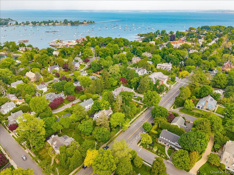 1 Elm Avenue Photo 31