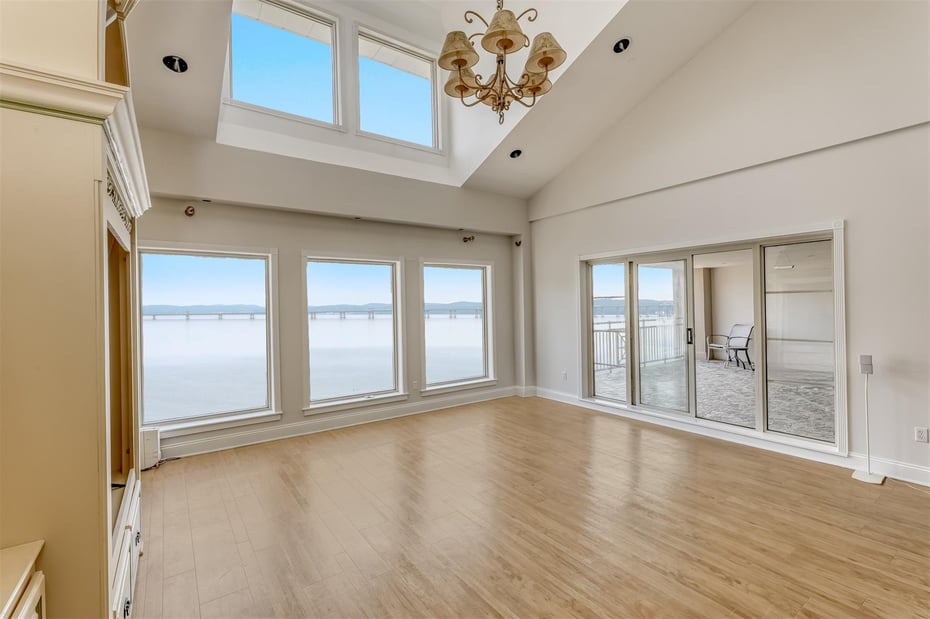 407 Harbor Cove Photo 8