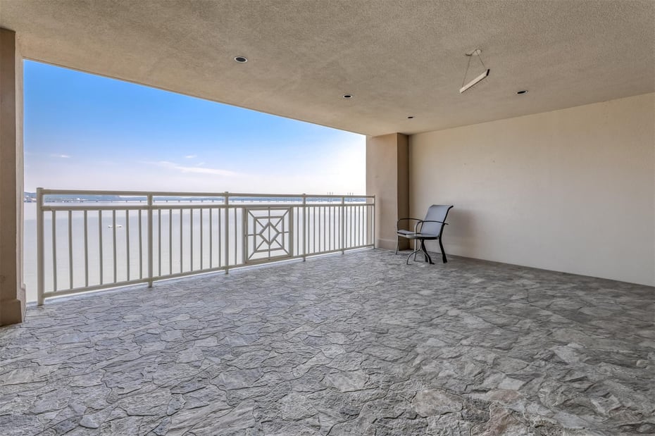 407 Harbor Cove Photo 5