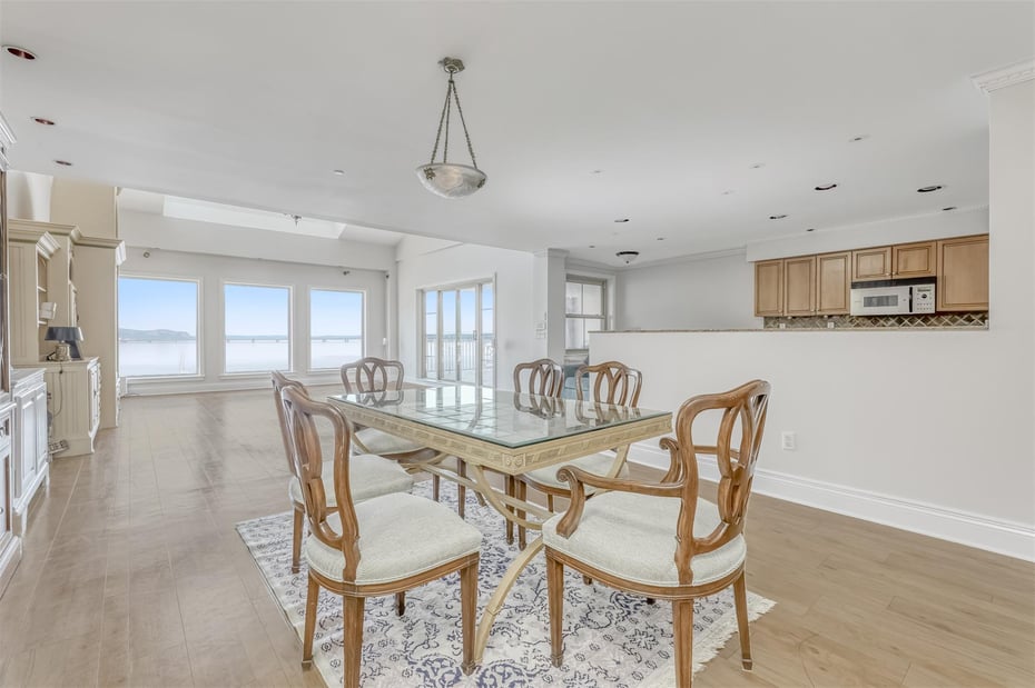 407 Harbor Cove Photo 6