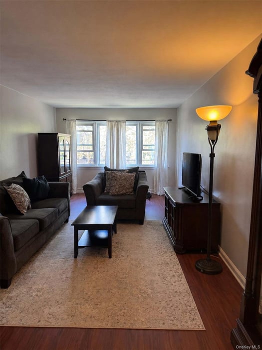 8 Leewood Circle  #5R Photo 5