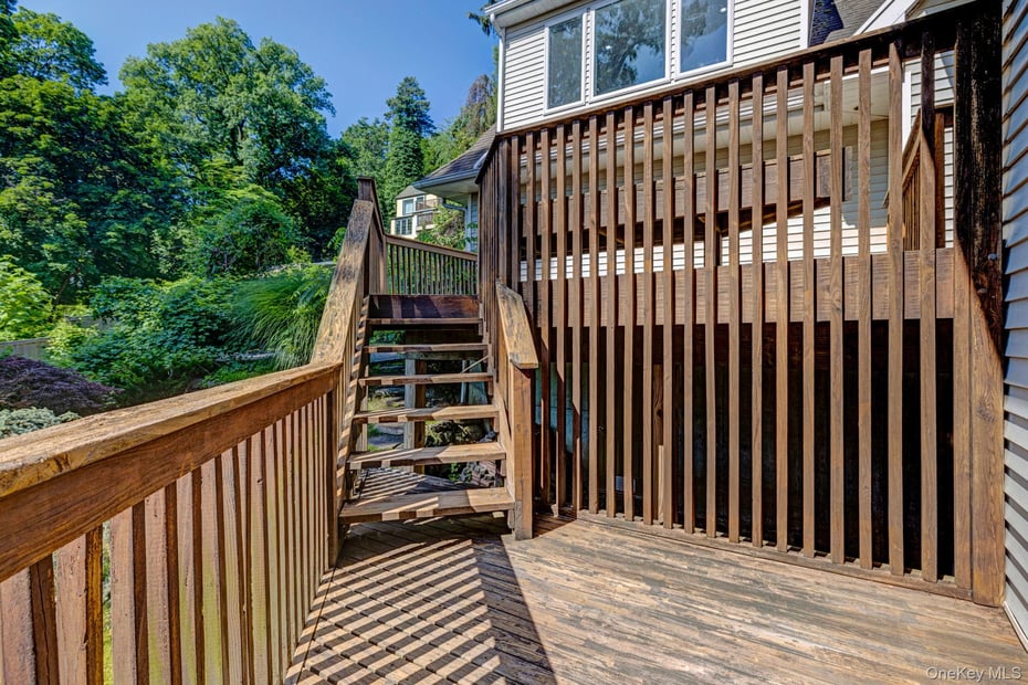 699 Route 9W S Photo 35