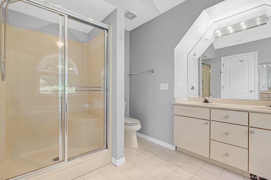 699 Route 9W S Photo 27