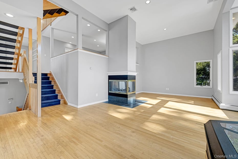 699 Route 9W S Photo 15